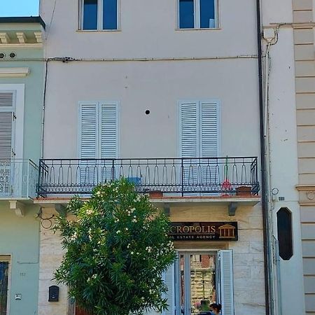 Acropolis Leilighet Viareggio Eksteriør bilde
